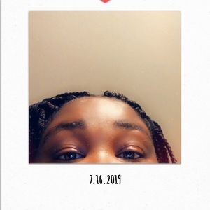 Meet your Posher, Akeia